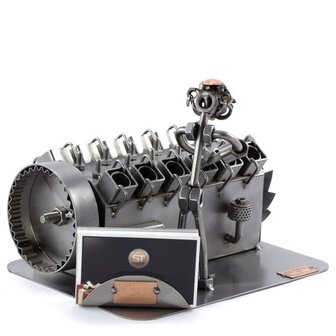 Scheepsmotor monteur beeldje met visitekaarthouder